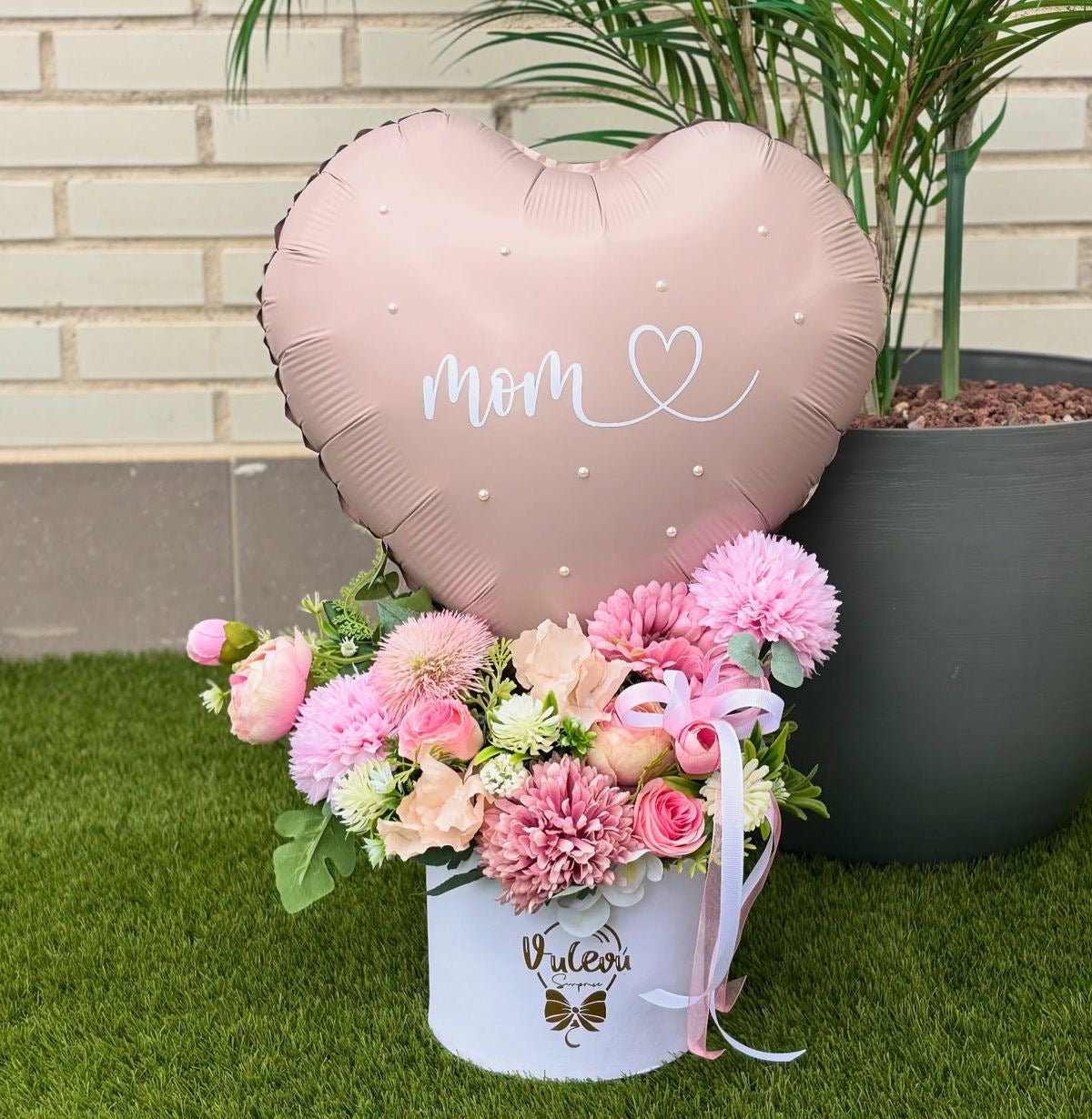 Blush Elegance Box